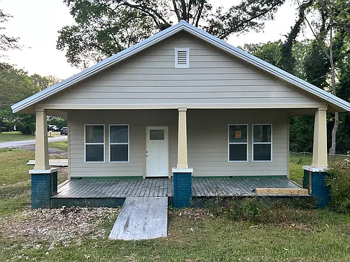 315 Doles Blvd Photo 1