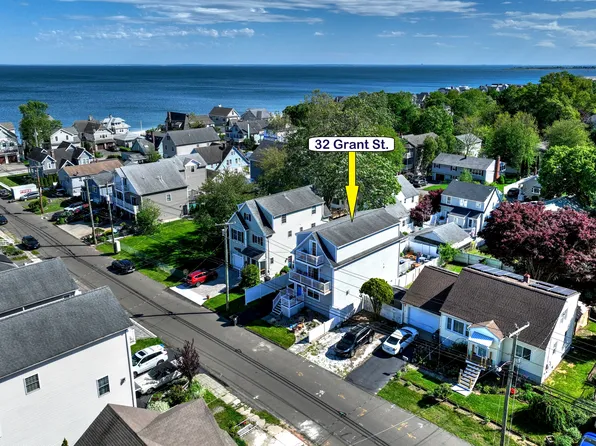 32 Grant St, Milford, CT 06460