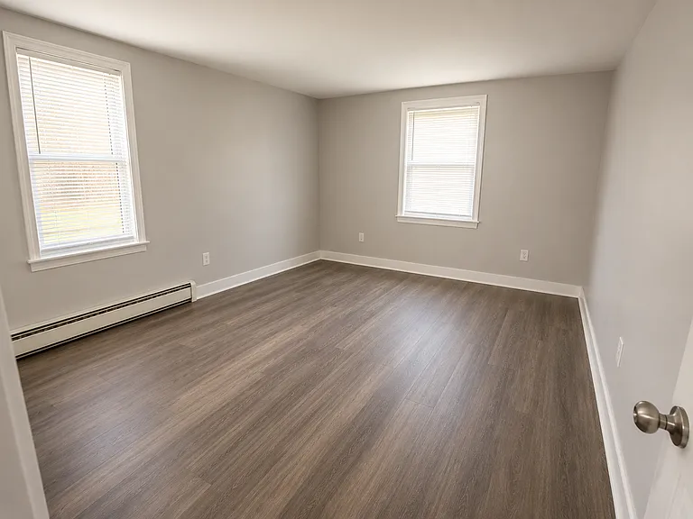 119 Keene Rd — Photo 4