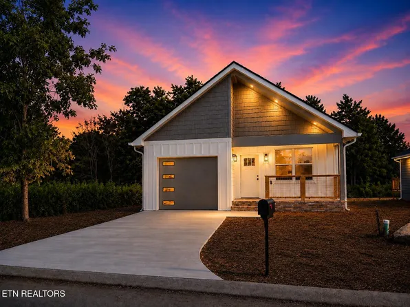 2506 Limestone Ct, Sevierville, TN 37876