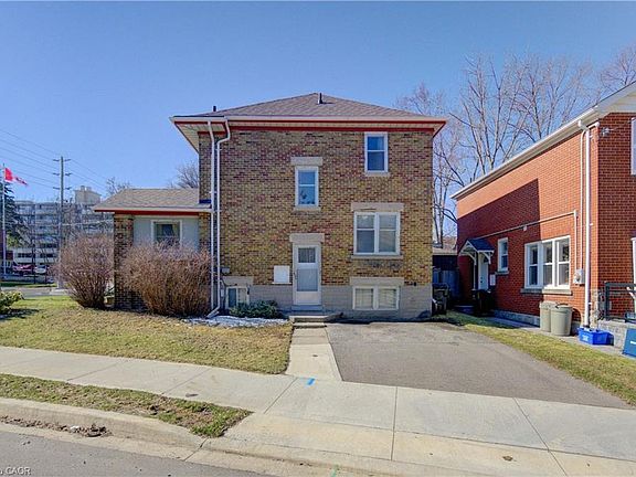 4th image of 40 Union St E