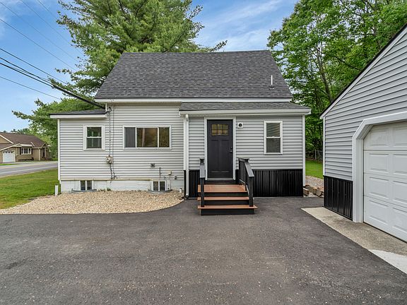 2nd image of 1618 Hotel Road