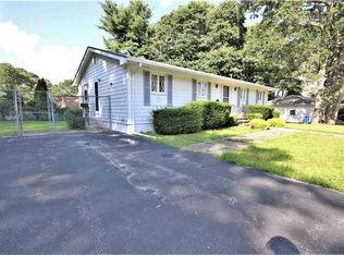 55 Smith St, Lincoln, RI 02865