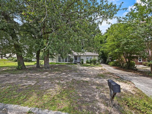 5th image of 2169 Pepperidge Dr
