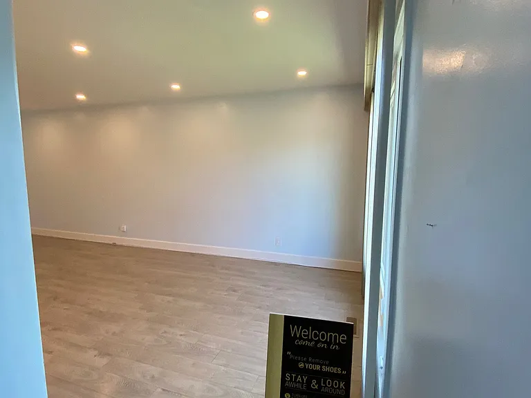 112 Walter Ave #MAIN — Photo 3