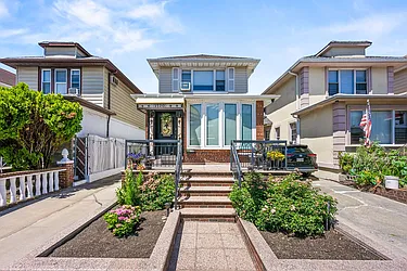 1570 West 4th Street