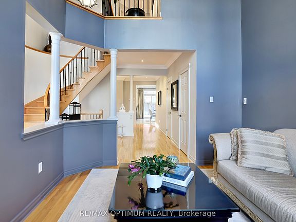 5th image of 84 Nova Scotia Rd