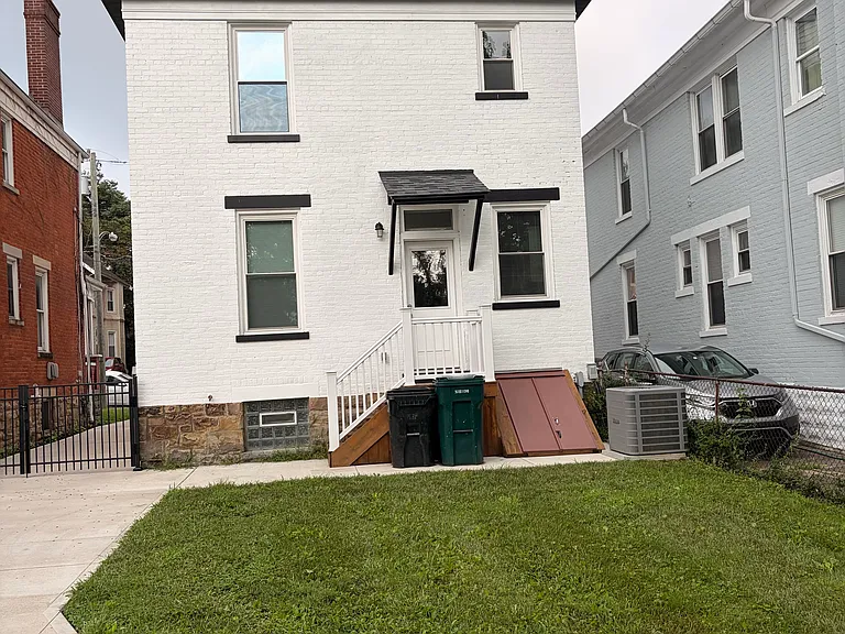 3618 Wabash Ave — Photo 28
