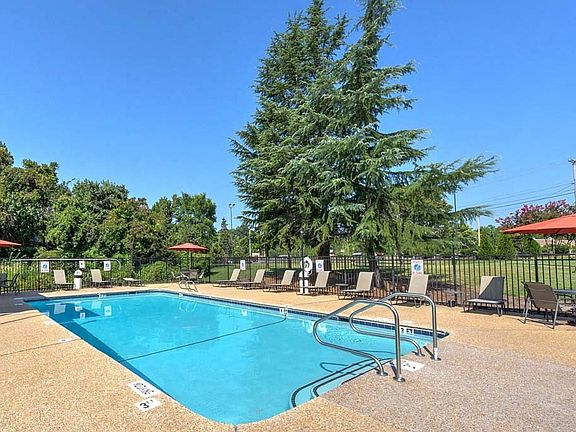 4th image of 177 W Hartley Dr #155