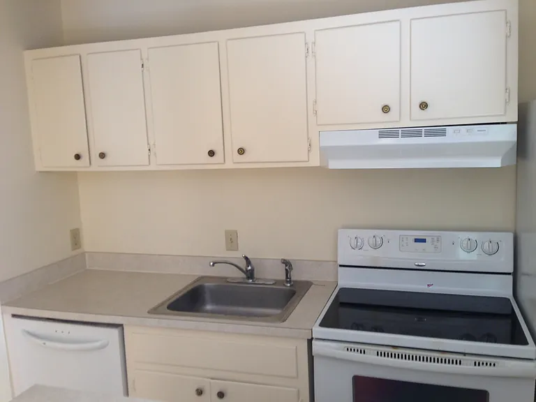 111 Milwaukee Ave #107 — Photo 3