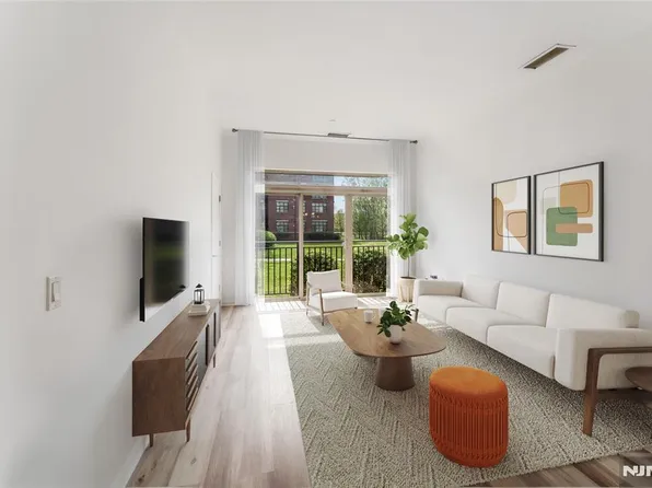 1129 Riverview Ave #129, Englewood, NJ 07631