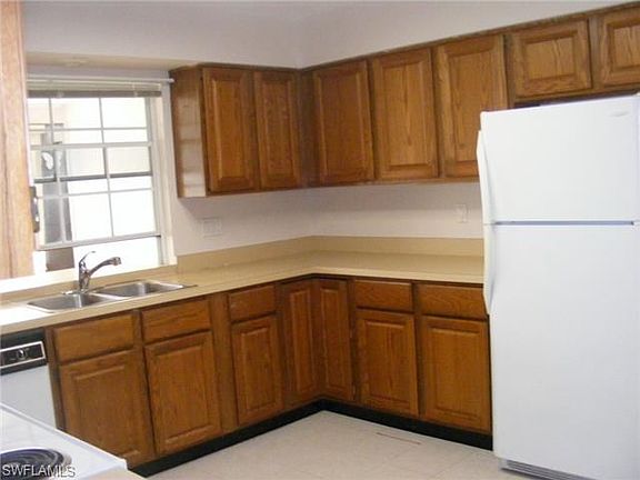 5th image of 1254 Broadwater Dr