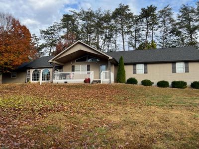 737 Deep Springs Cemetery Rd, Dandridge, TN, 37725