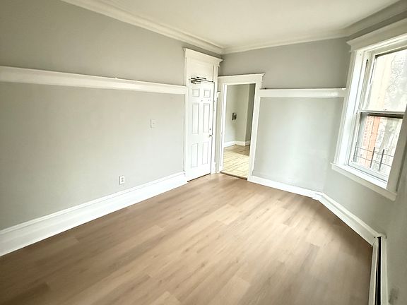 2nd image of 262 Elmwood Ave APT 2