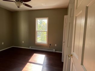 547 Lakeview Ave FRONT 3, Jamestown, NY 14701