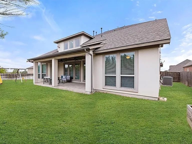 2037 Judge Fisk Ct — Photo 35