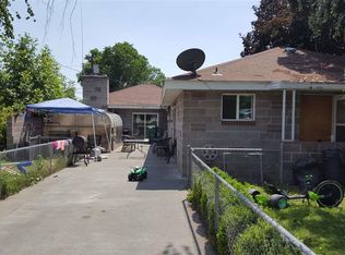1521 W 5th Ave, Kennewick, WA 99336