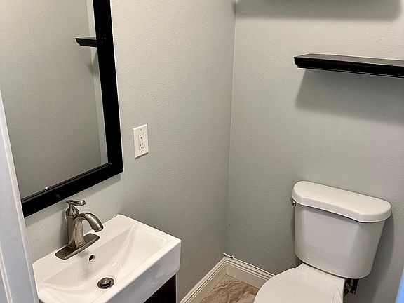 4th image of 2871 S Pines Dr APT 26