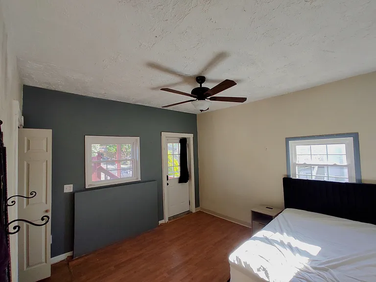 310 Marsonia St #1 — Photo 16
