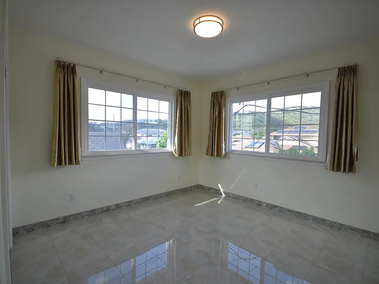 3371A Keanu St #2 — Photo 2