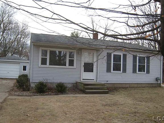 5th image of 212 Cairns St