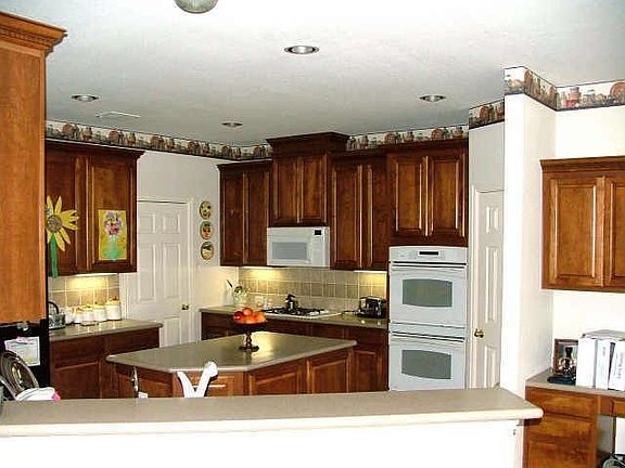 4th image of 1509 Canyon Creek Dr