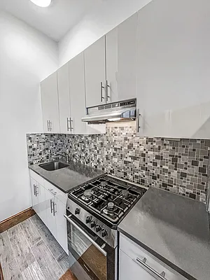 Rented by Swythe, Inc. | media 4