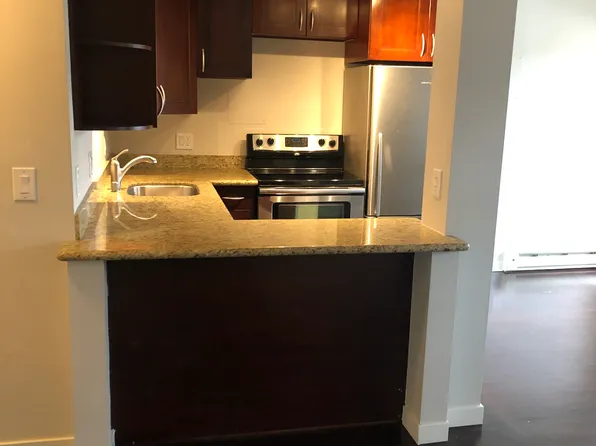 2635 Franklin Ave E APT B, Seattle, WA 98102