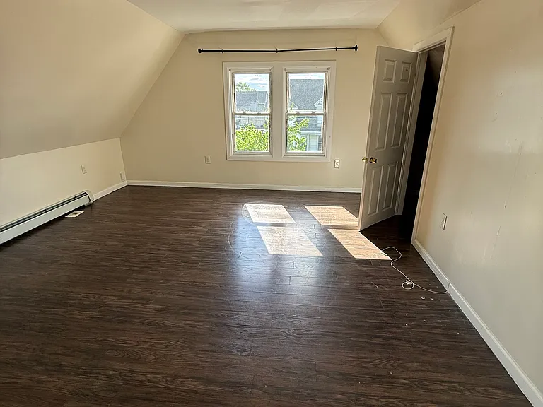 745 E 22nd St #3 — Photo 7