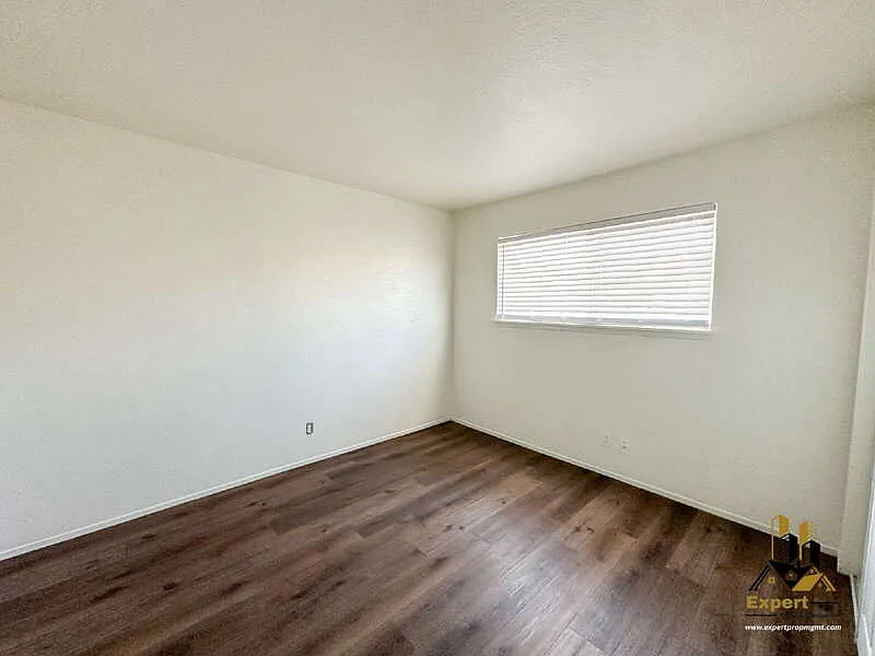 1 bed, 1.0 bath, $1,395 — Photo 4