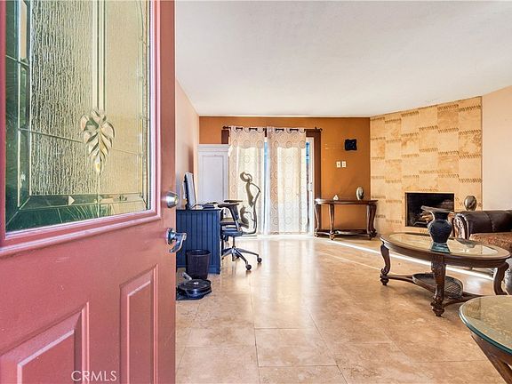 3rd image of 8738 San Vicente Ave