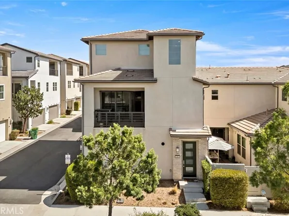 185 Frame, Irvine, CA 92618