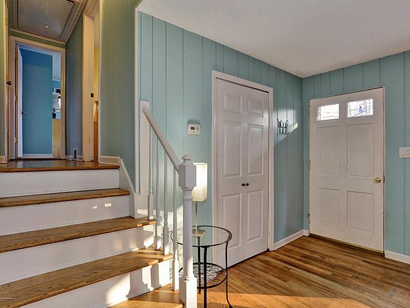 5th image of 11 Woodside Dr