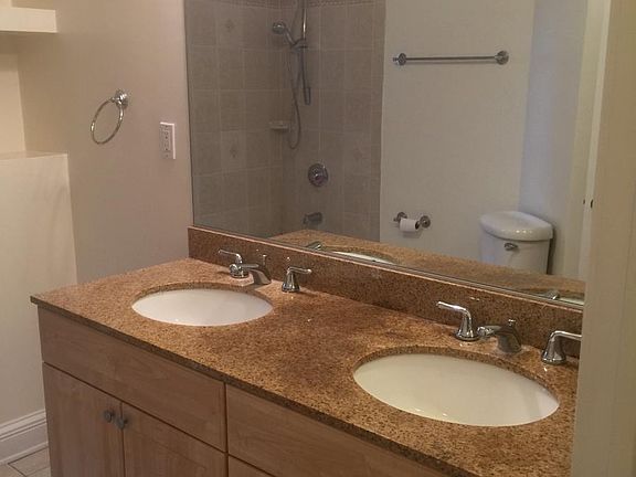 4th image of 70 S Munn Ave APT 309