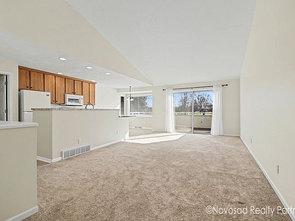 4th image of 6028 Gleneagle Dr