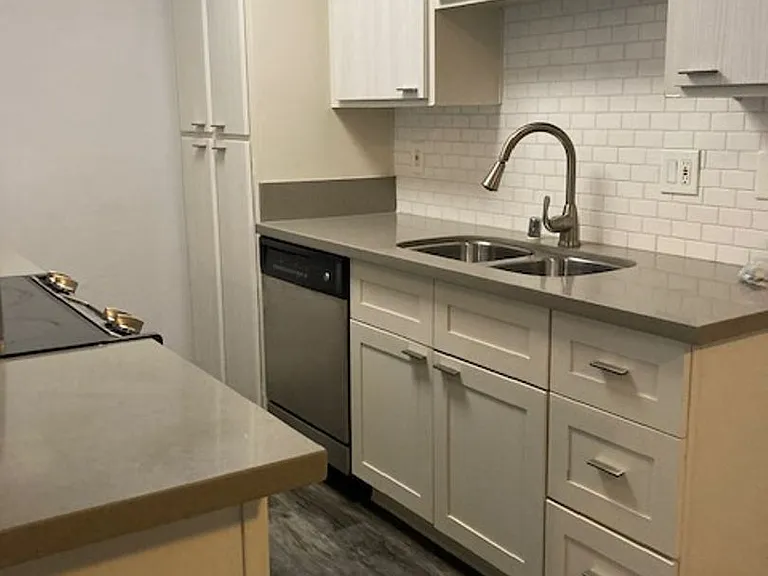 322 Hillside Terrace — Photo 3