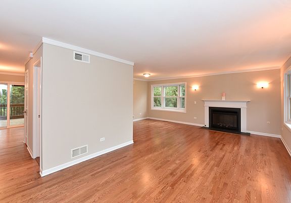 3rd image of 39613 N Bishop Ct