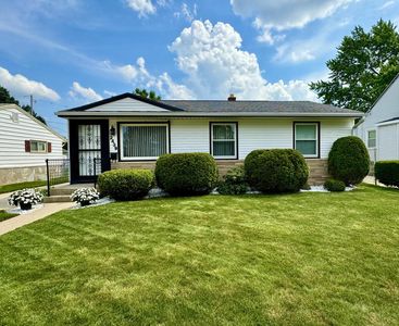 2439 West Warnimont AVENUE, Milwaukee, WI, 53221
