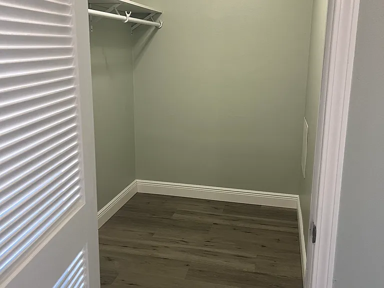 216 Oleander Dr #2 — Photo 3