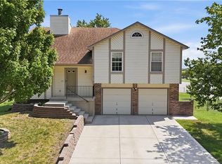14821 W 150th Pl, Olathe, KS 66062