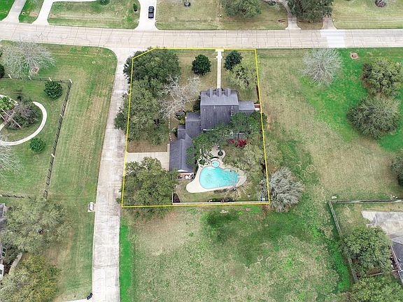 4th image of 5219 Weston Dr