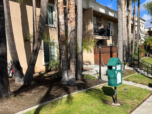 3rd image of 4570 54th St Unit 205
