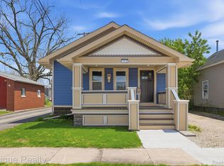 1418 8th St, Port Huron, MI 48060