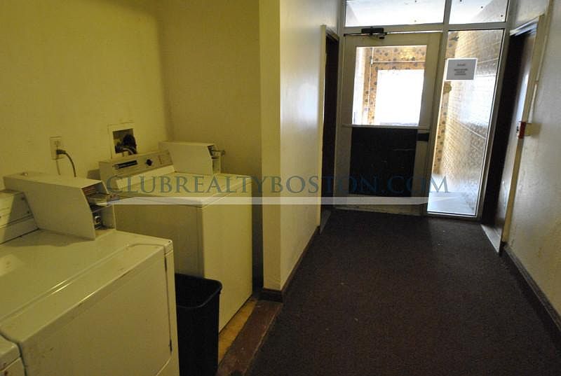 1st image of 248 Kelton St #2
