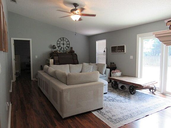 5th image of 517 Tikell Dr