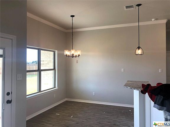 5th image of 5262 Barzona Dr