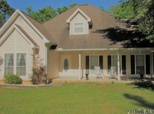 120 Pinedale Dr, Carriere, MS 39426