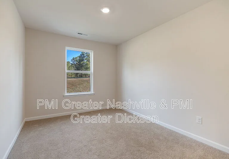 305 Masters Way — Photo 16