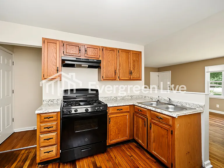 1086 Elda Ln — Photo 16