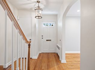(Undisclosed Address), White Plains, NY 10606